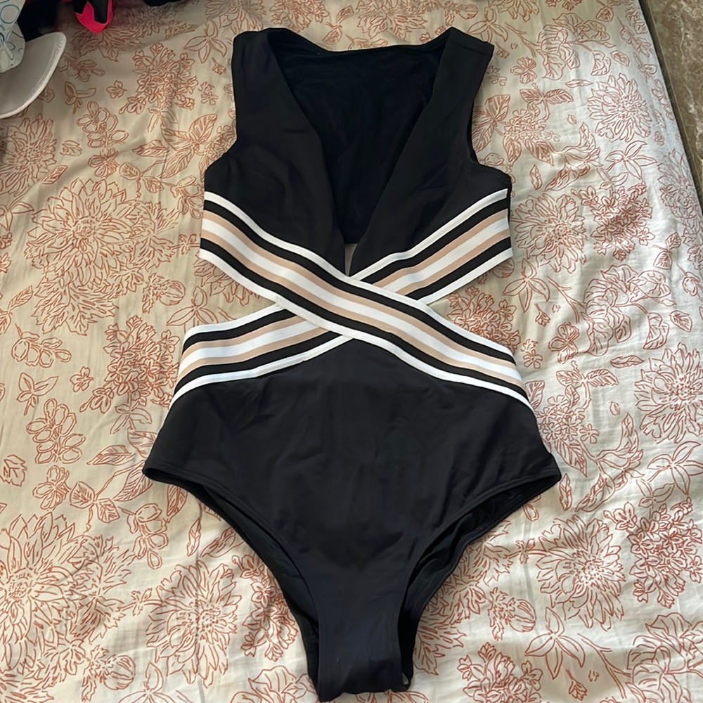 One piece H&M swimsuit